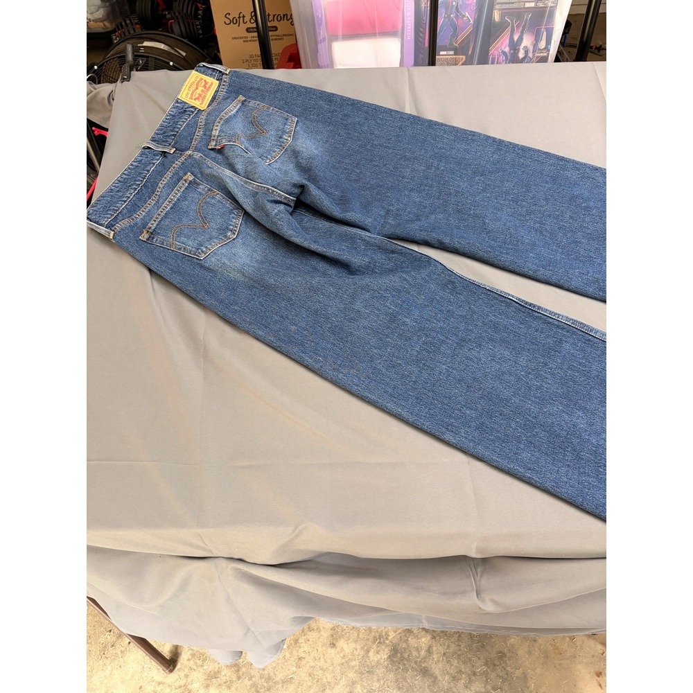 Levis Superlow Bootcut Jeans Womens 30x32 Medium Wash Blue Denim A7498-0008 - Picture 2 of 15